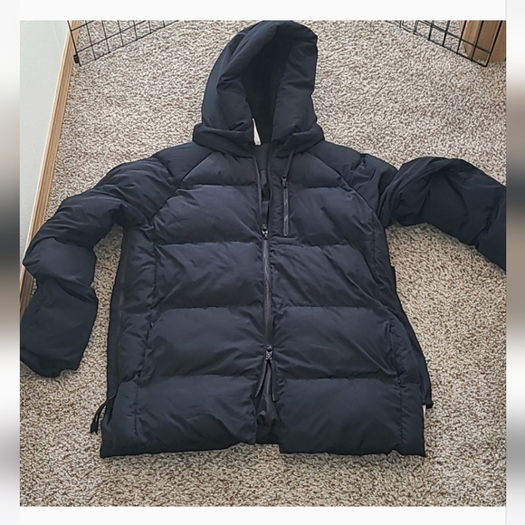 Fabletics Puffer Coat - Picture 2 of 9